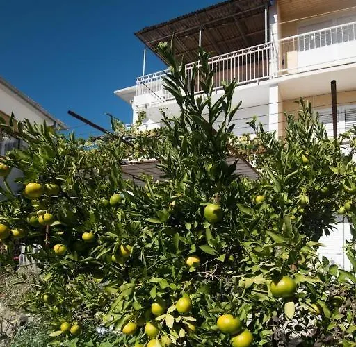 In Stupin Celine With Sea View, Terrace, Air Conditioning Wifi 5149-2 Podglavica