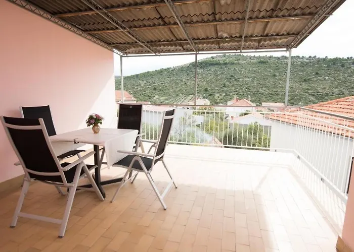 In Stupin Celine With Sea View, Terrace, Air Conditioning Wifi 5149-2 Appartement Podglavica